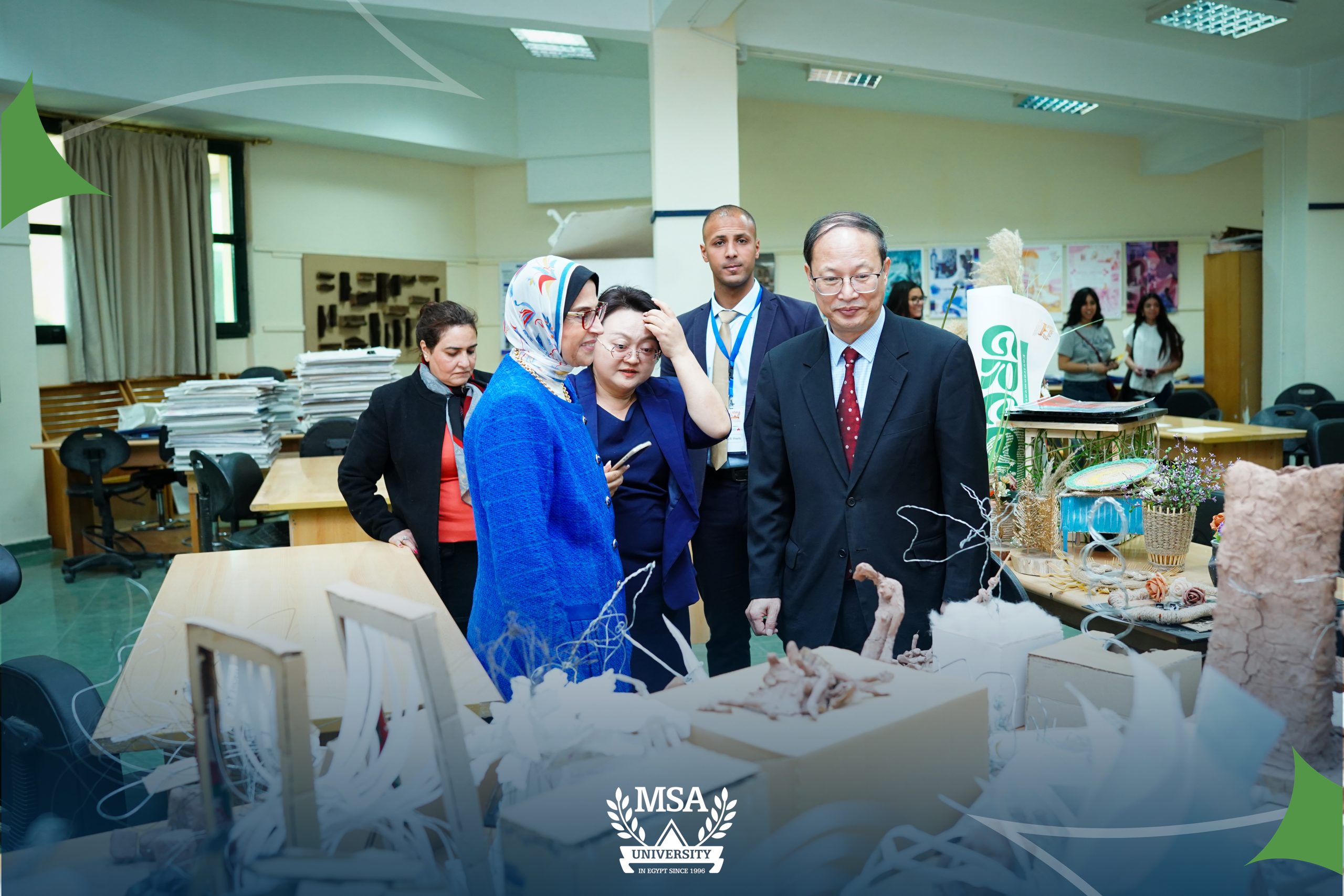 Snippets from the visit of the chinese emassadors to MSA University Campus (6)