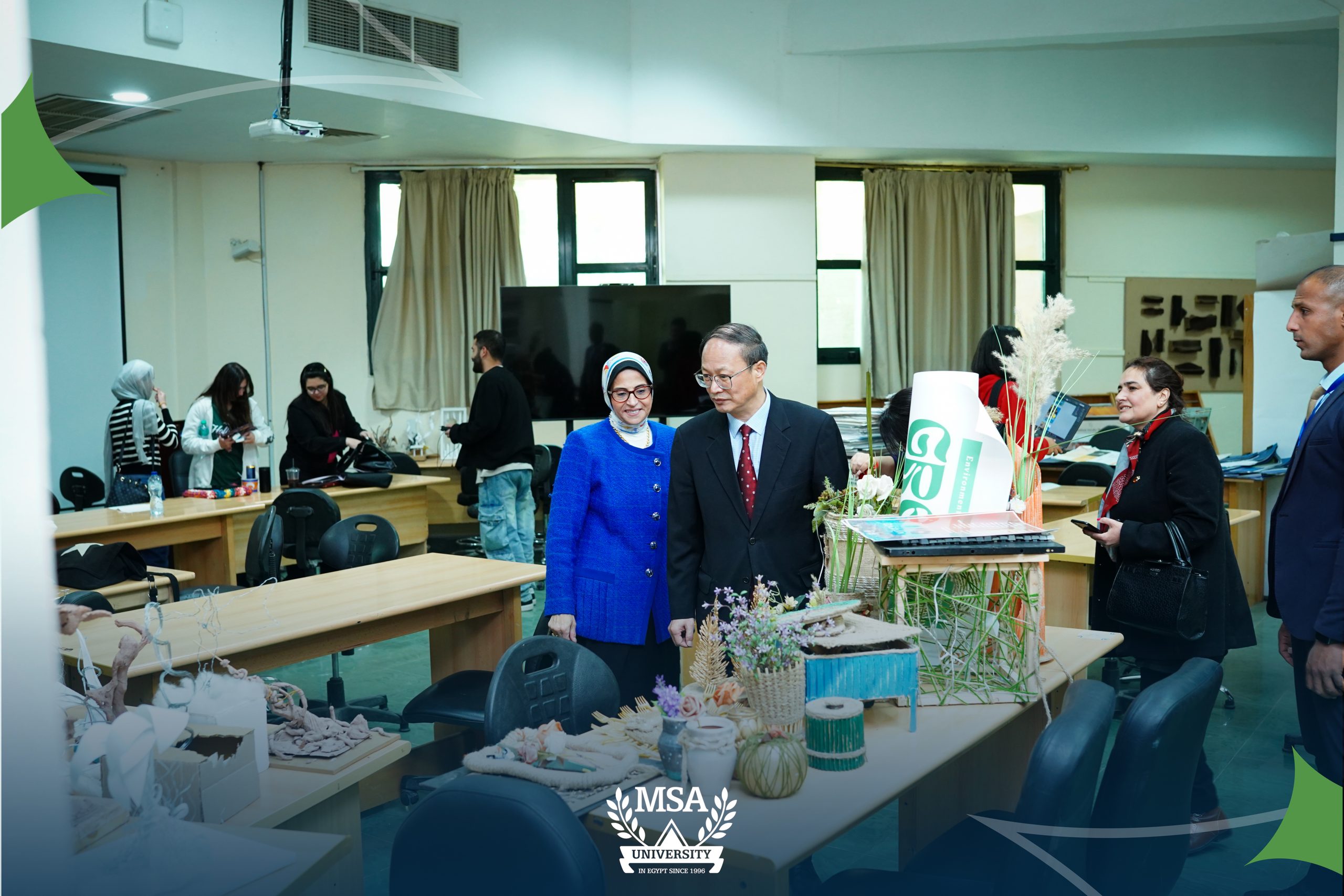 Snippets from the visit of the chinese emassadors to MSA University Campus (7)
