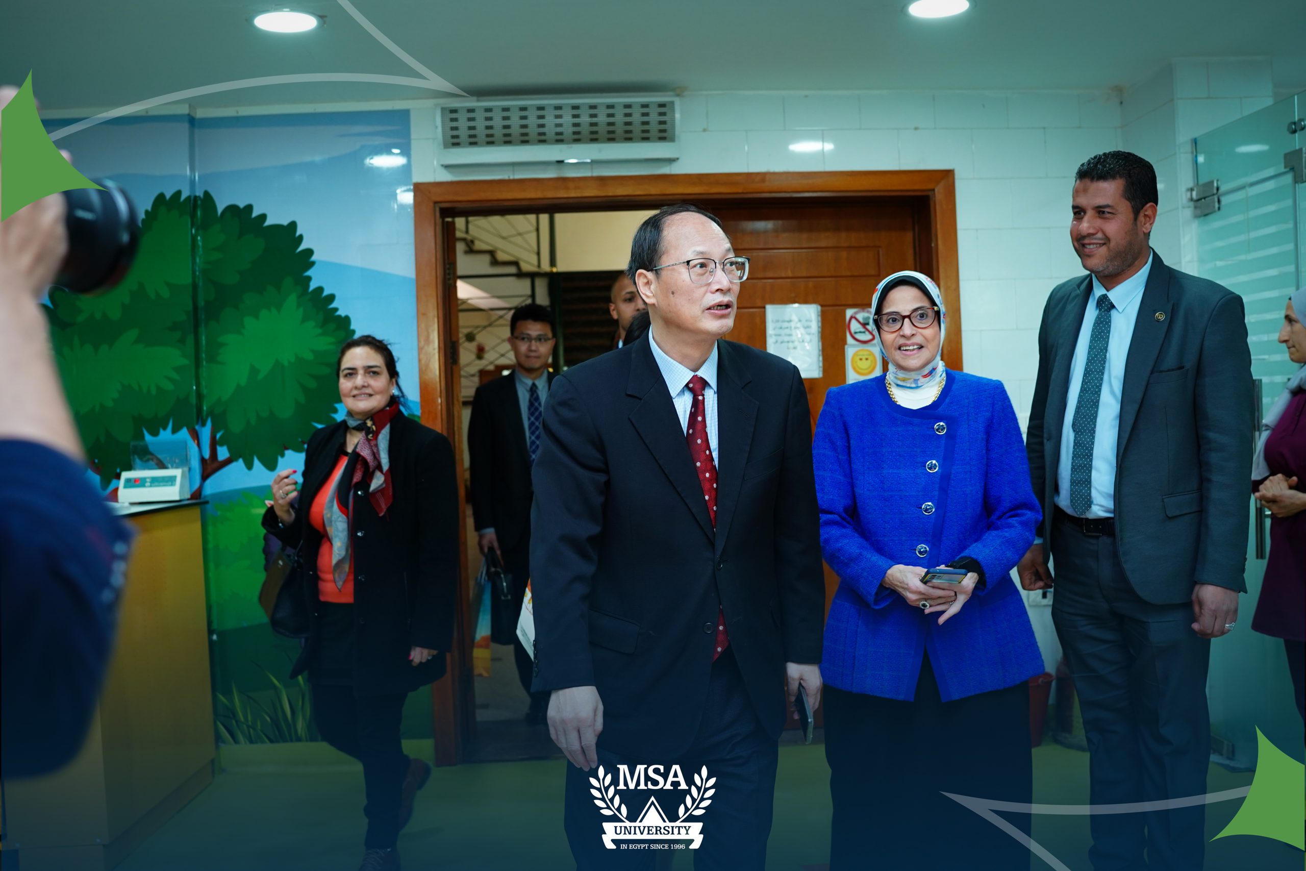 Snippets from the visit of the chinese emassadors to MSA University Campus (8)